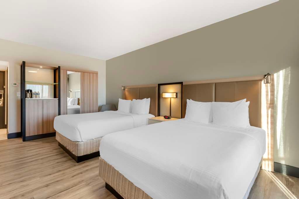 BEST WESTERN PLUS HTL STES AIR - Image 2