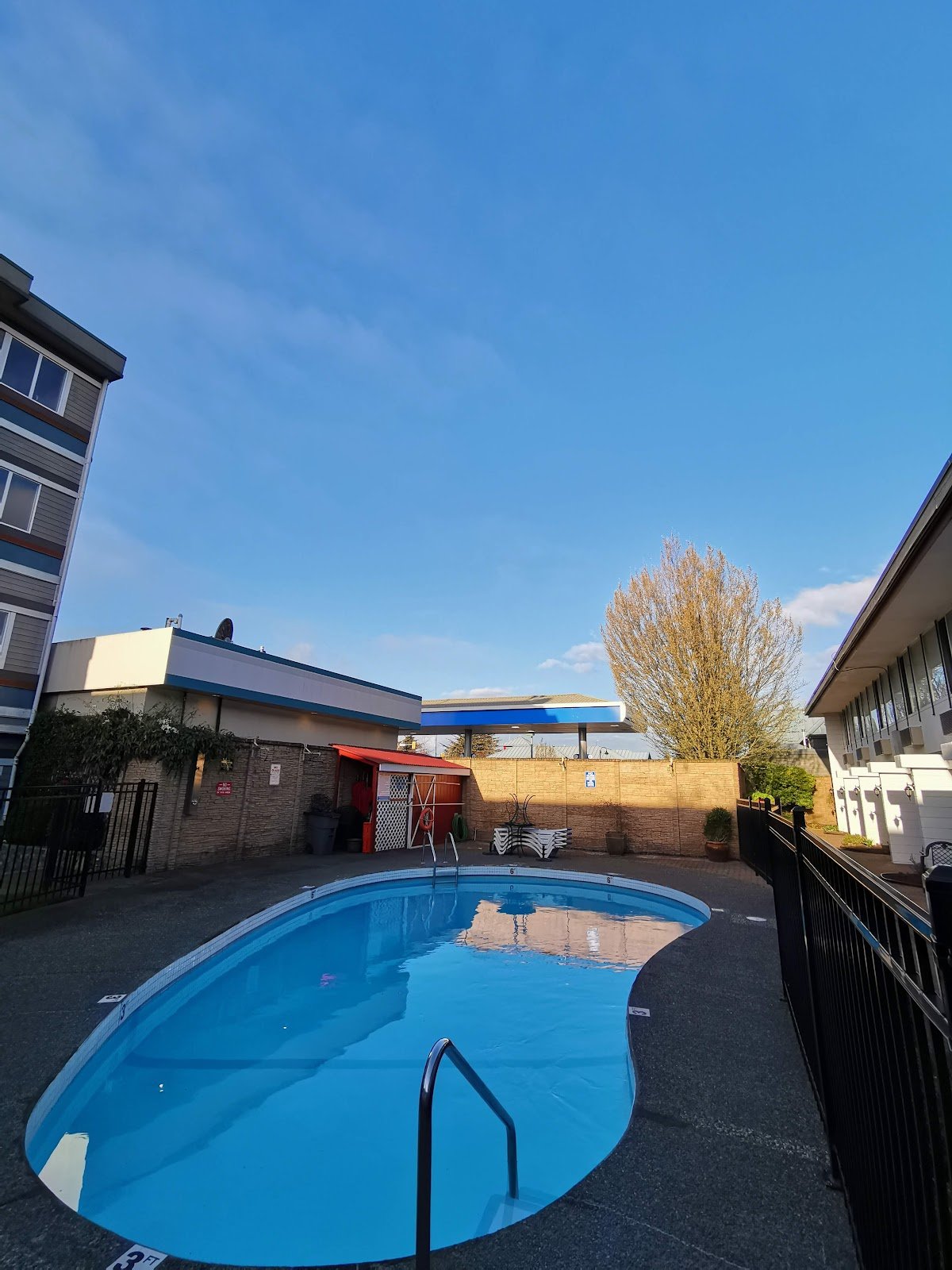 DAYS INN SIDNEY - Image 3