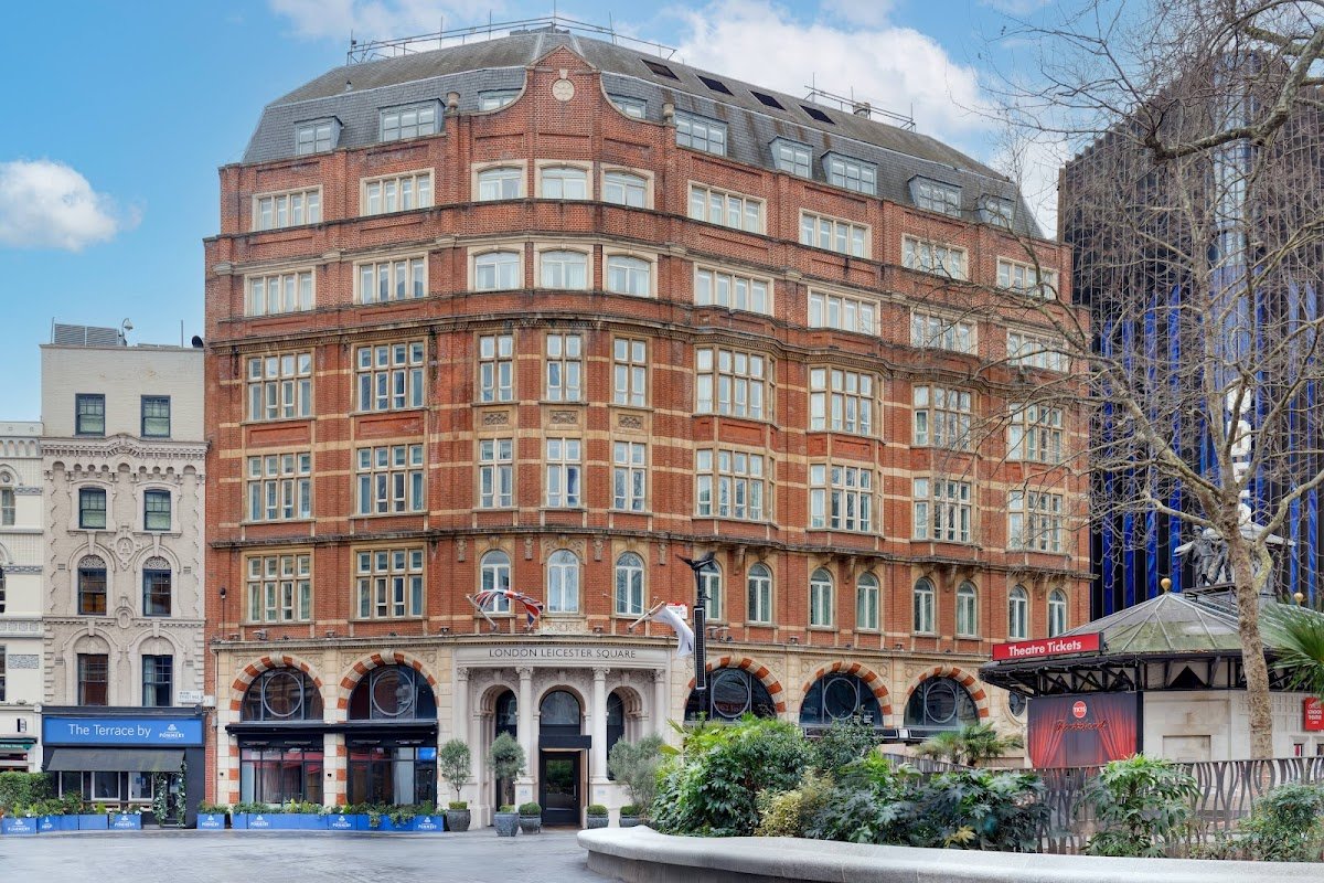 RADISSON BLU HAMPSHIRE LONDON