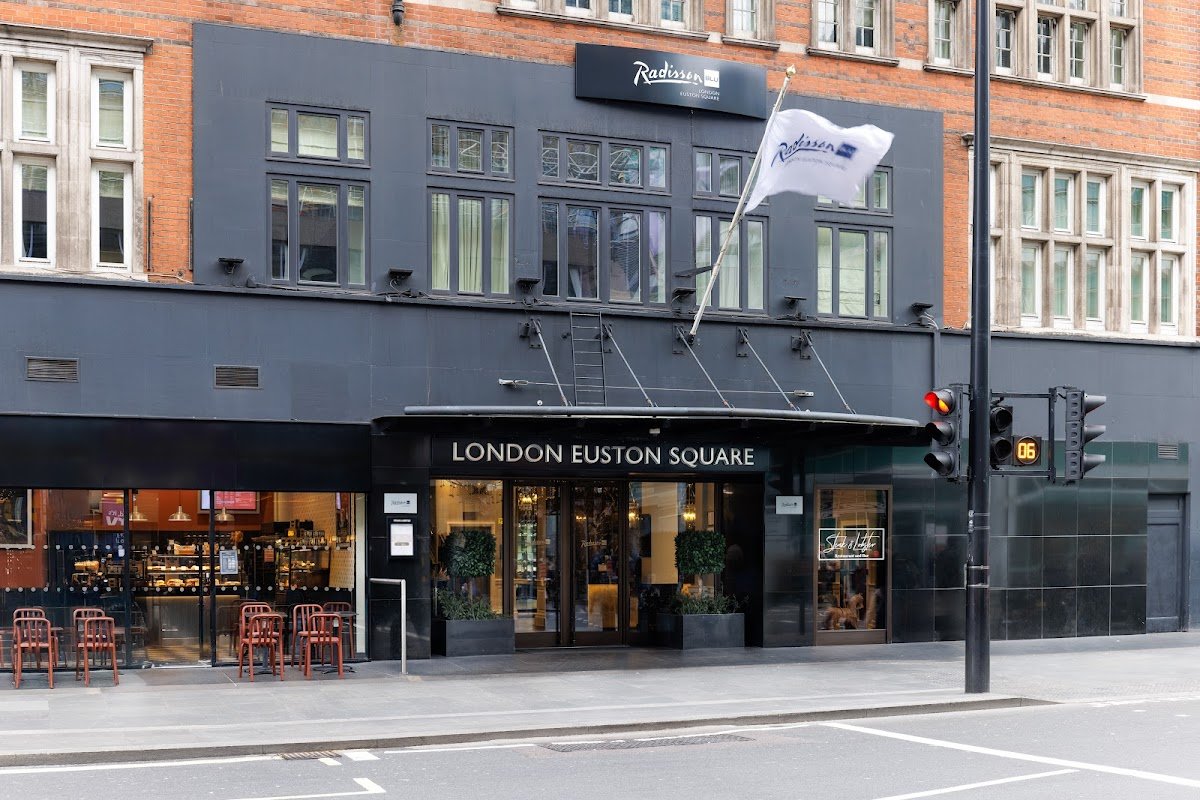 RADISSON BLU GRAFTON LONDON