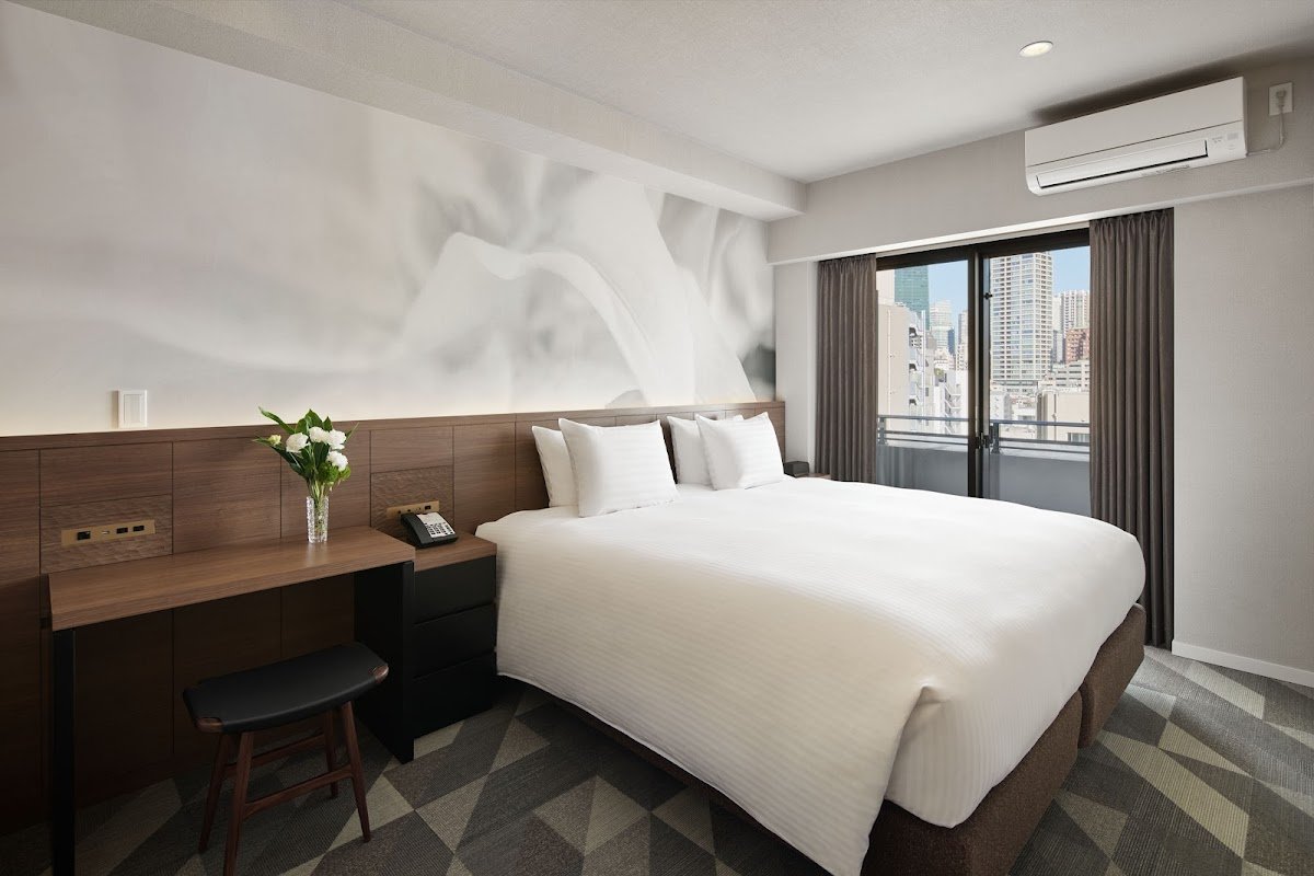 OAKWOOD APARTMENTS ARIAKE - Image 2